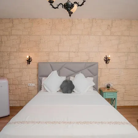 Bed & Breakfast Alba *
